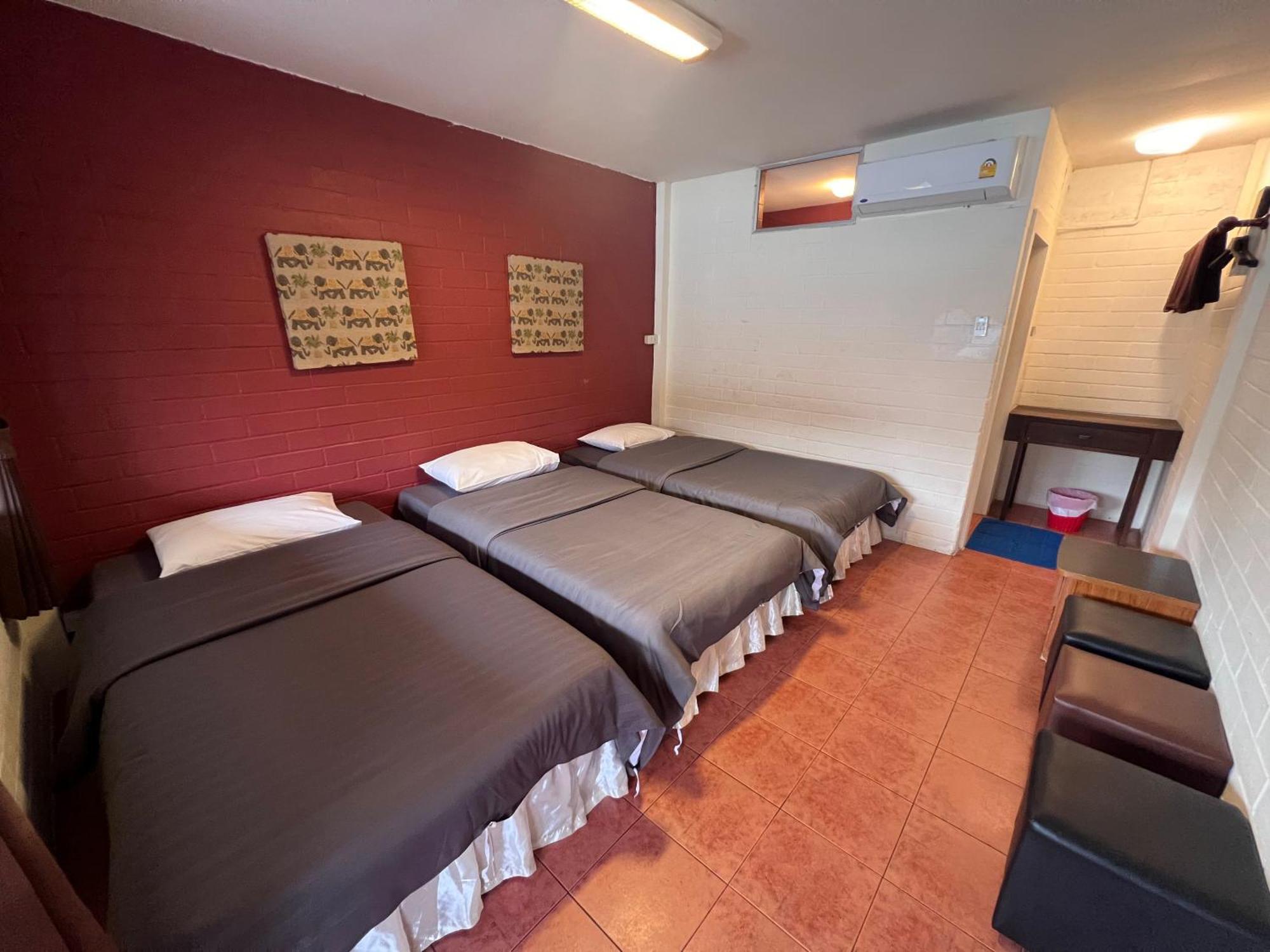 Hostel Red Brick Chiang Mai Exterior foto